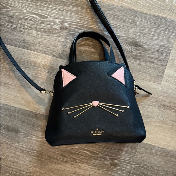 kate spade Handbags - Kate Spade Cats Meow Small Lottie